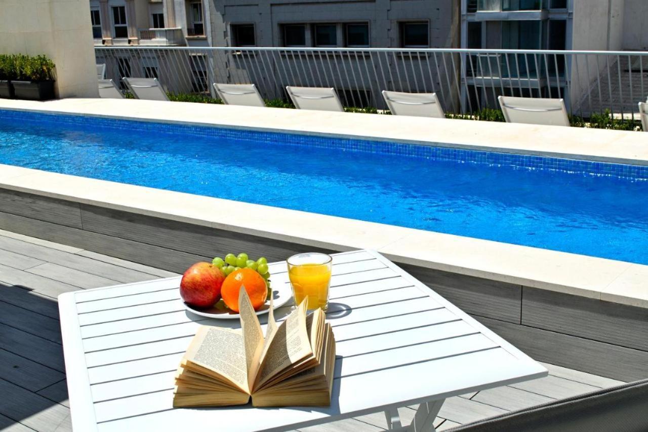 Hostal Rambla 24 By Holihome Alicante Eksteriør billede