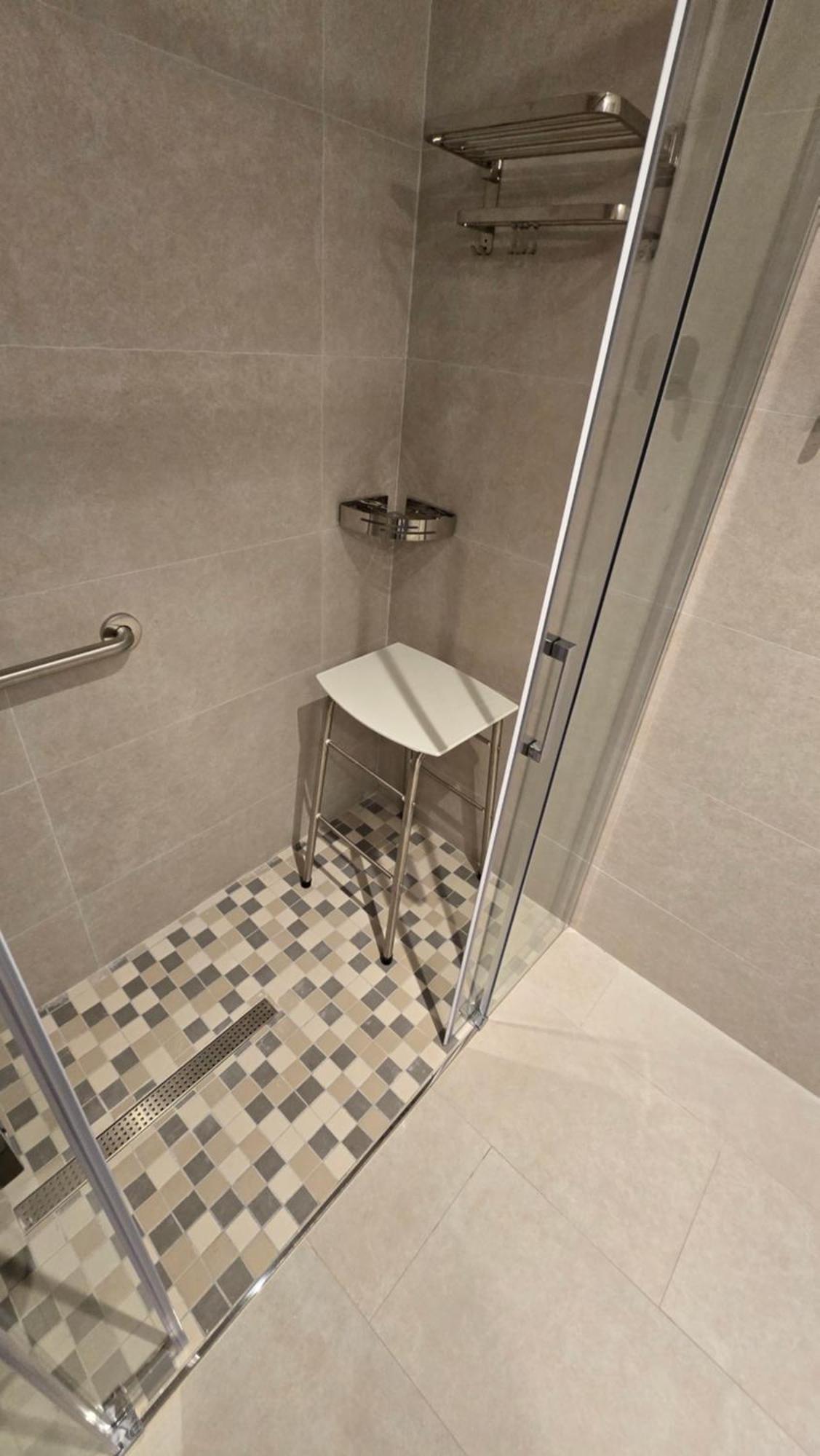 Hostal Rambla 24 By Holihome Alicante Eksteriør billede