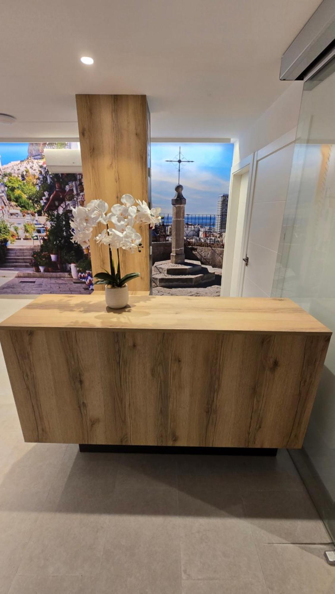 Hostal Rambla 24 By Holihome Alicante Eksteriør billede