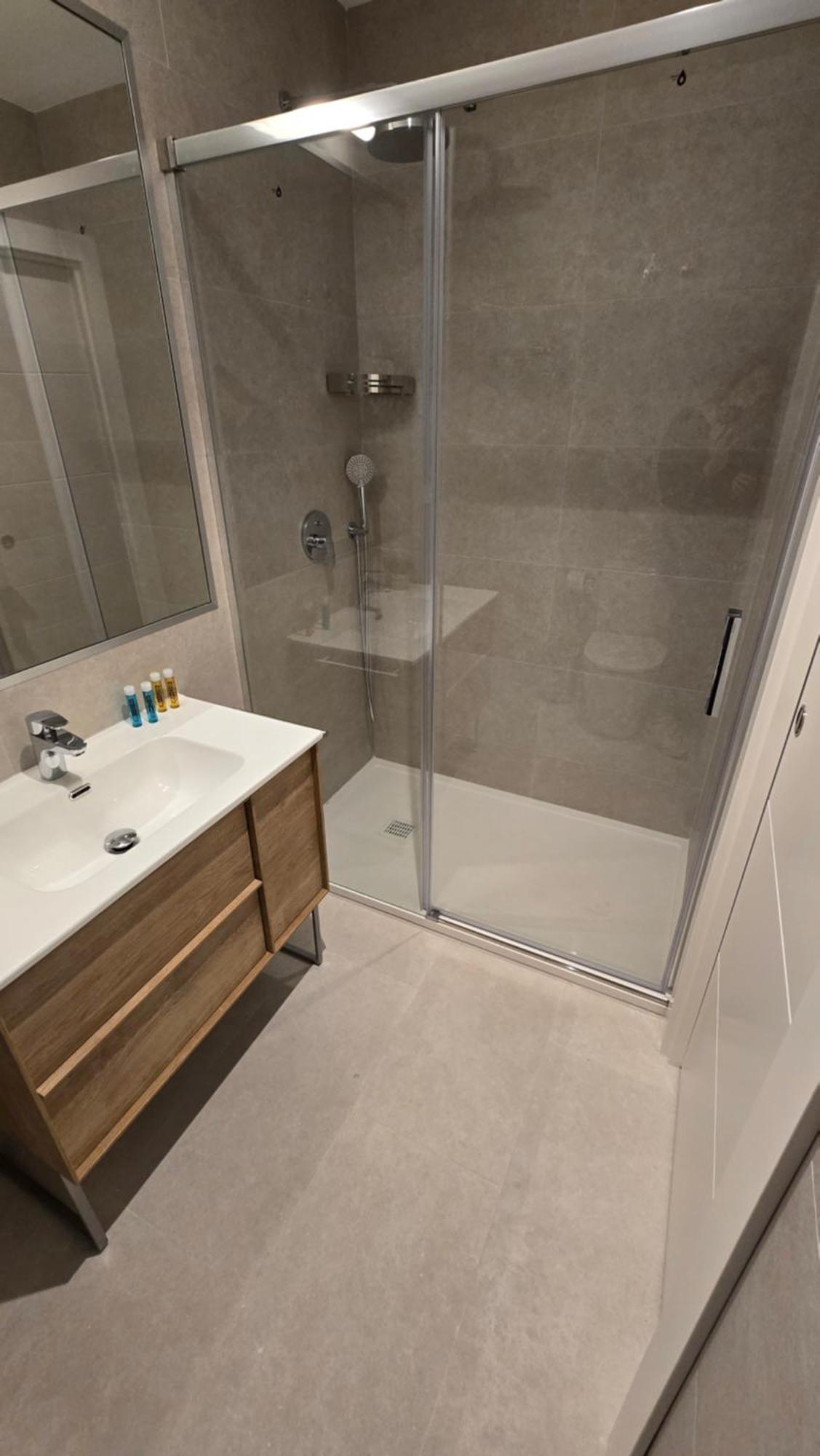 Hostal Rambla 24 By Holihome Alicante Eksteriør billede